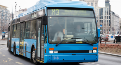 intercity bus travel, 2025 growth, DePaul University study, Chaddick Institute, bus ridership increase, Peter Pan Bus Lines, FlixBus, Greyhound, state-run bus networks, Bustang, GoBus, transportation trends, U.S. travel growth, Sunbelt bus ridership, federal transportation funding, intercity bus industry, regional disparities, travel forecast, motorcoach industry, transportation recovery, public transit trends, affordable travel options