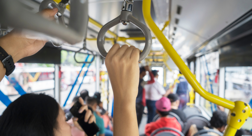 Secondary cities often provide steadier passenger demand than major tourist hubs. Learn how population growth, airport volume, and corporate travel create more consistent work and help drivers evaluate relocation or multi-city strategies.