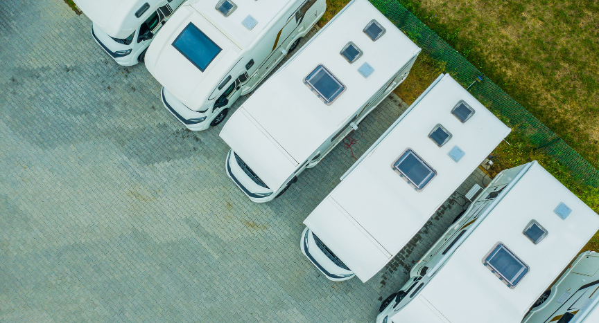 Top-paying Las Vegas Strip motorcoach routes offer strong hourly pay, steady charter demand, and reliable overtime opportunities for Class B CDL passenger-endorsed drivers.